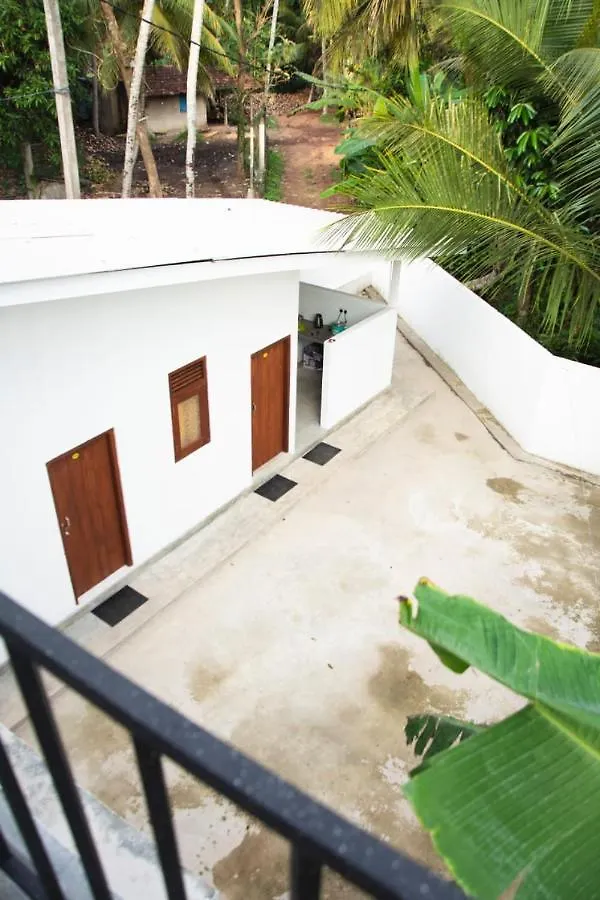 Sanmi Airport Resort Katunayake Guest house