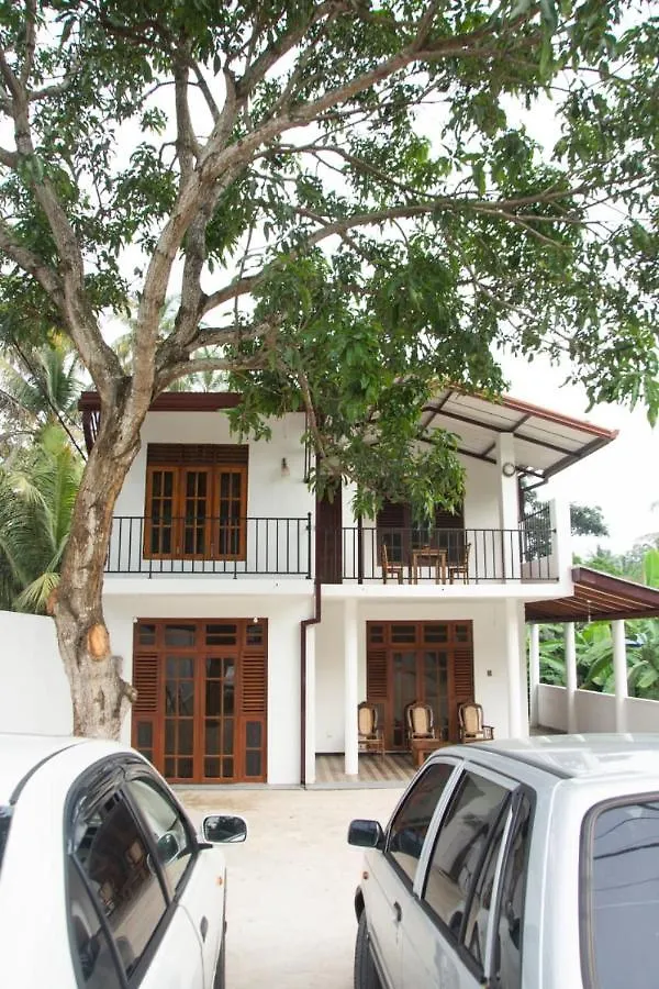Guest house Sanmi Airport Resort Katunayake Sri Lanka