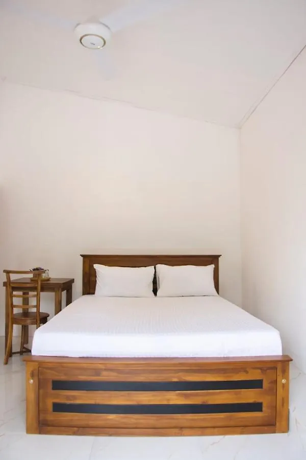 Guest house Sanmi Airport Resort Katunayake